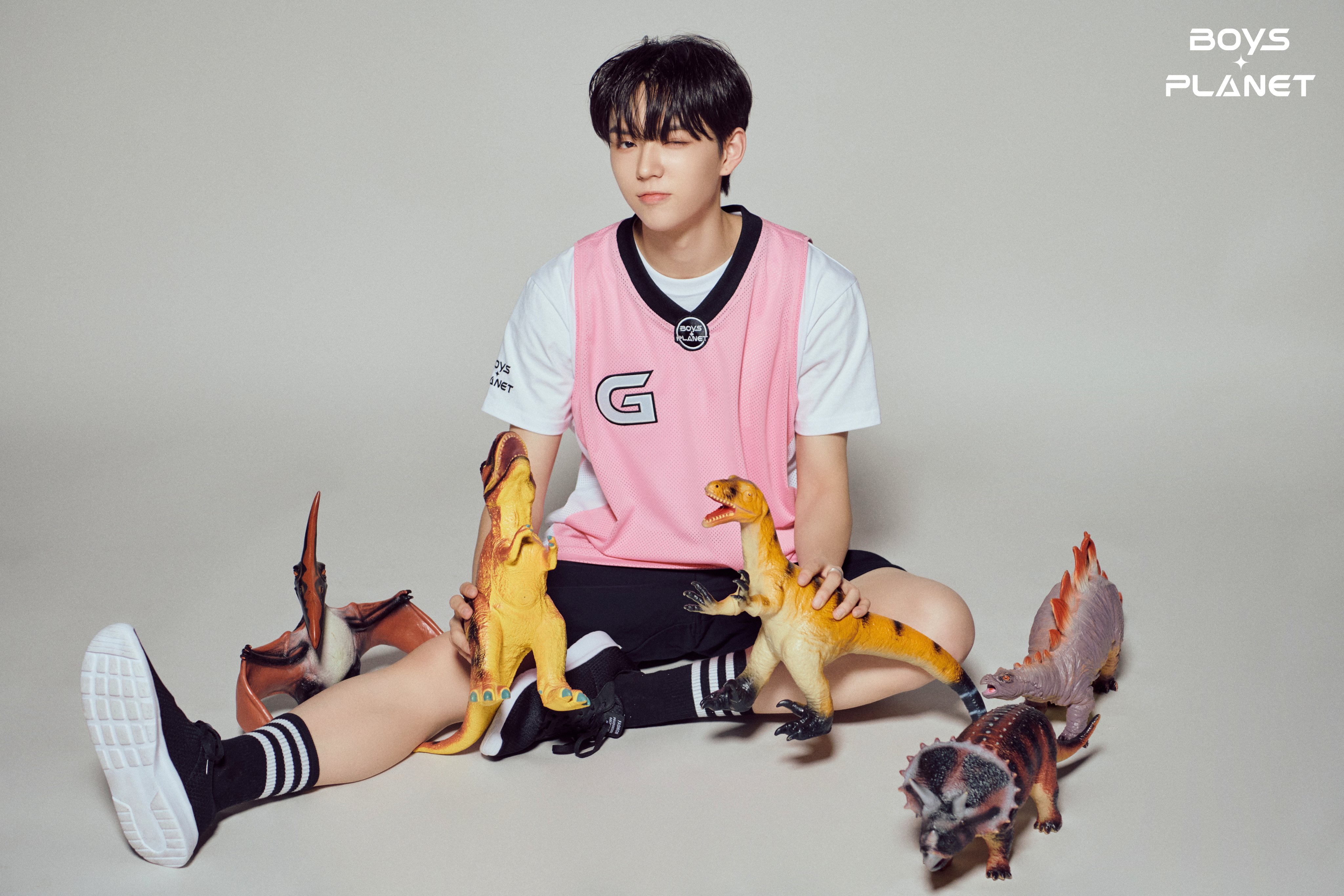 I BOYS on Twitter "브라이언 BRIAN I G그룹 째깍째깍⏰ 당신의 소년을 더 알아 볼