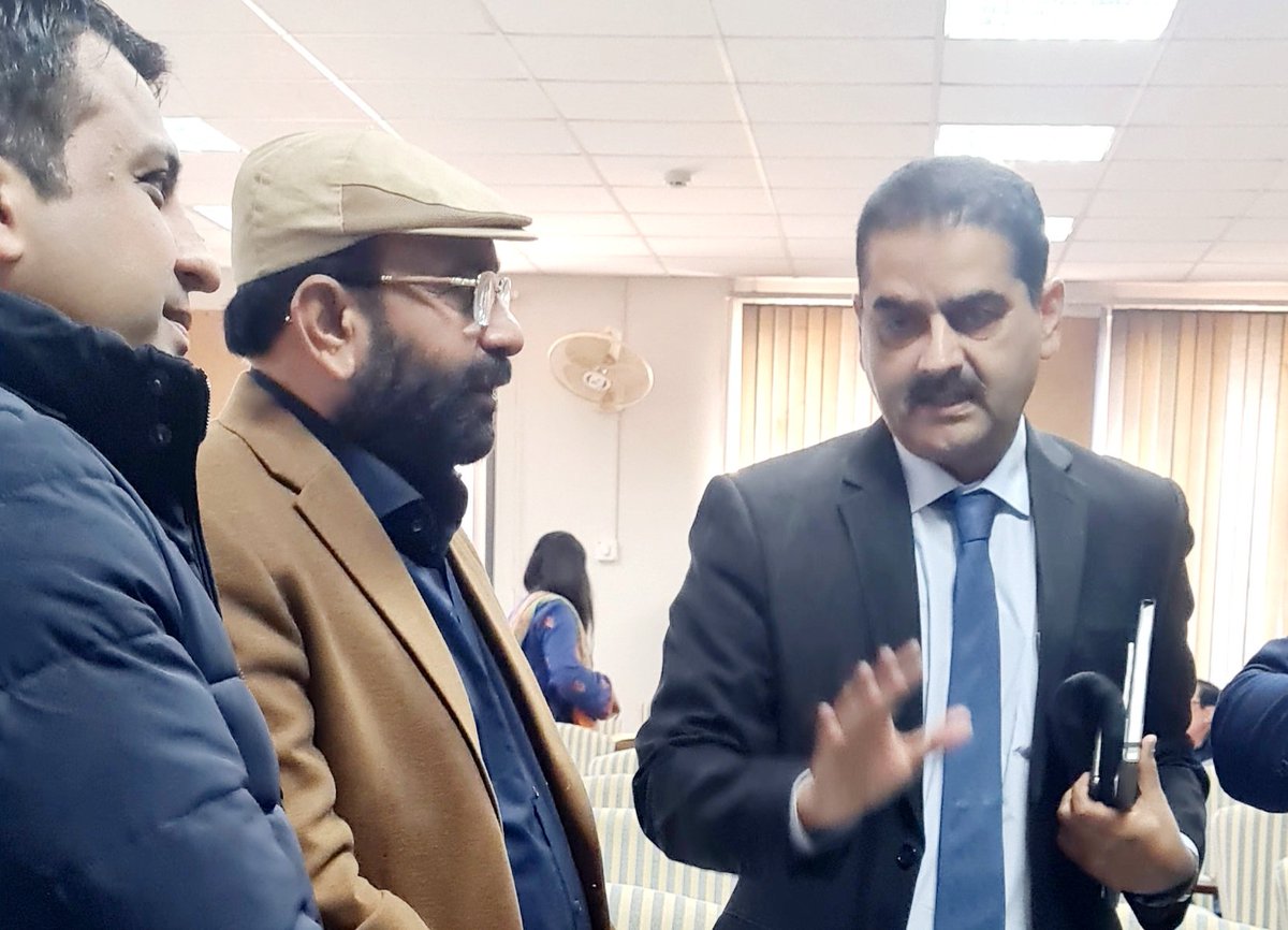 thengoworld's tweet photo. Mr. Chairman visited 06-Day Training of ALP #MiddleTech Tutors &amp; Focal Persons, concluded @OfficialAIOU Islamabad. He interacted with @AbidGilll, participants &amp; most importantly Mr. Aftab Ahmad Sheikh - Dir L&amp;NFE Sindh. #theNGOworld is partnering #Education #SDG4 @SAFAReZAFAR https://t.co/UxERtmzG4h