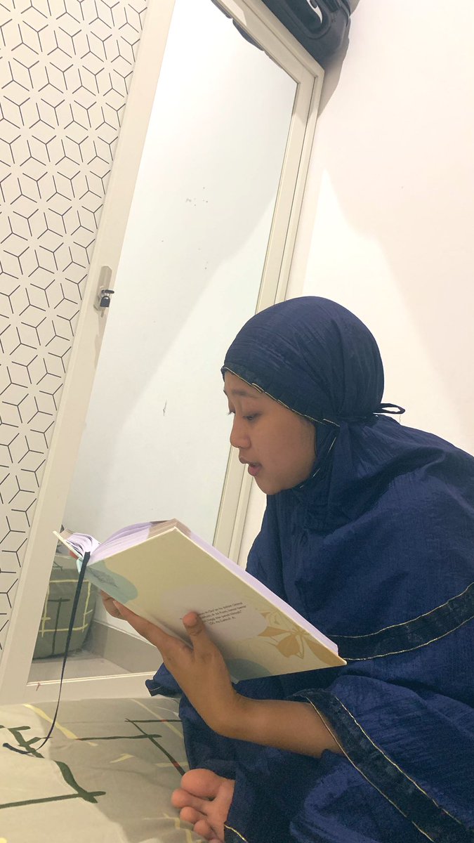 usmannaini's tweet photo. Menjalani hari ini dan menyerahkan apa yang kita tidak bisa atur pada Tuhan https://t.co/ntFZ9fsbFT