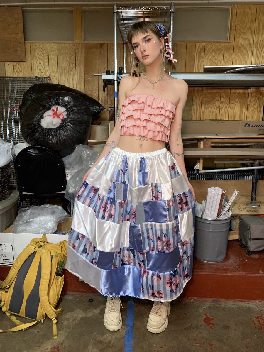 blushspice's tweet photo. Reactivating my twitter to show off designs from the Immortal Femme fashion show 😌💕 https://t.co/baCoD6r7Kk