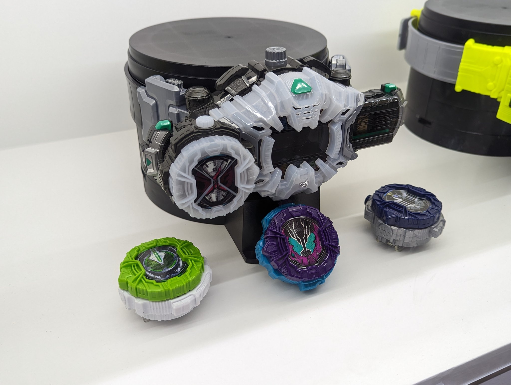 Yahoo!オークション - 43911 古い 当時物 仮面レイダー 風防