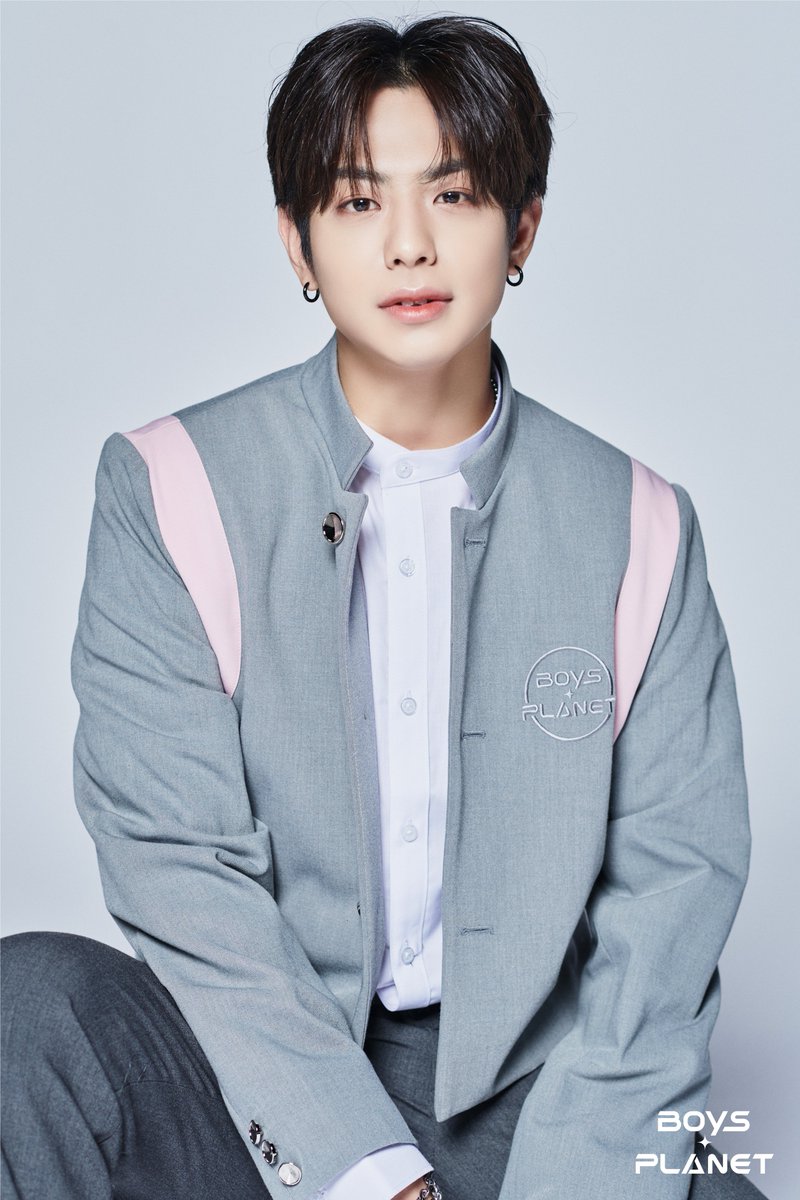 _mnetboysplanet's tweet image. #케이타 #KEITA I G그룹

째깍째깍⏰ 당신의 소년을 더 알아 볼 시간!

✨빛나는 소년✨들의 1분 자기소개 보러가기
▶ youtube.com/@Mnet 

소년들의 더 많은 정보를 알고 싶다면? ▶프로필 링크를 확인하세요!

&amp;lt;#BOYSPLANET&amp;gt;
2023. 02. 02 (Thu) 8PM (KST) 첫방송

#보이즈플래닛 #Mnet