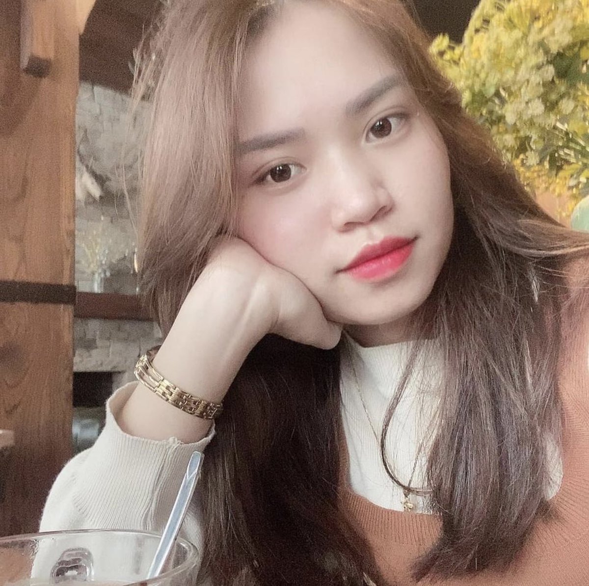LinhMy2621's tweet photo. vẫn là e nó nha
cần tiền tiêu tết a nào hốt nốt cho e nó đi 😘😘 https://t.co/RWhhIDDA86