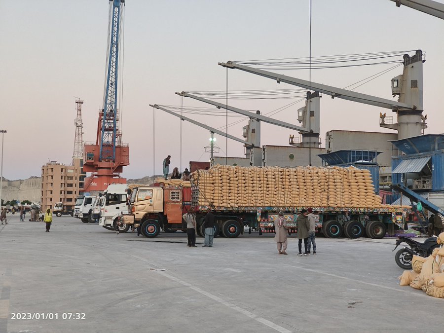 An incredible start of the year 2023 for Gwadar Port. 2 bulk cargo vessels with a cumulative tonnage capacity of 63500 tons of urea under process.
