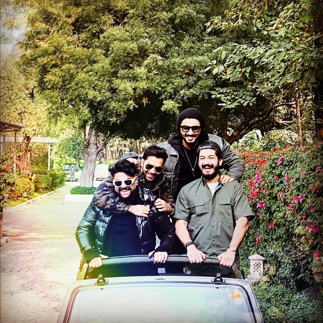 'Chaar Mastane Chale 2023 Manane!' 🙌🏻

@arjunk26 shares this click with buddies @kunalrawalvibe, @Varun_dvn and @mohitsmarwah from #Ranthambore 

#ArjunKapoor #VarunDhawan #MohitMarwah #KunalRawal #Bhediya #Kuttey #NewYear #NewYear2023 #Bollywood