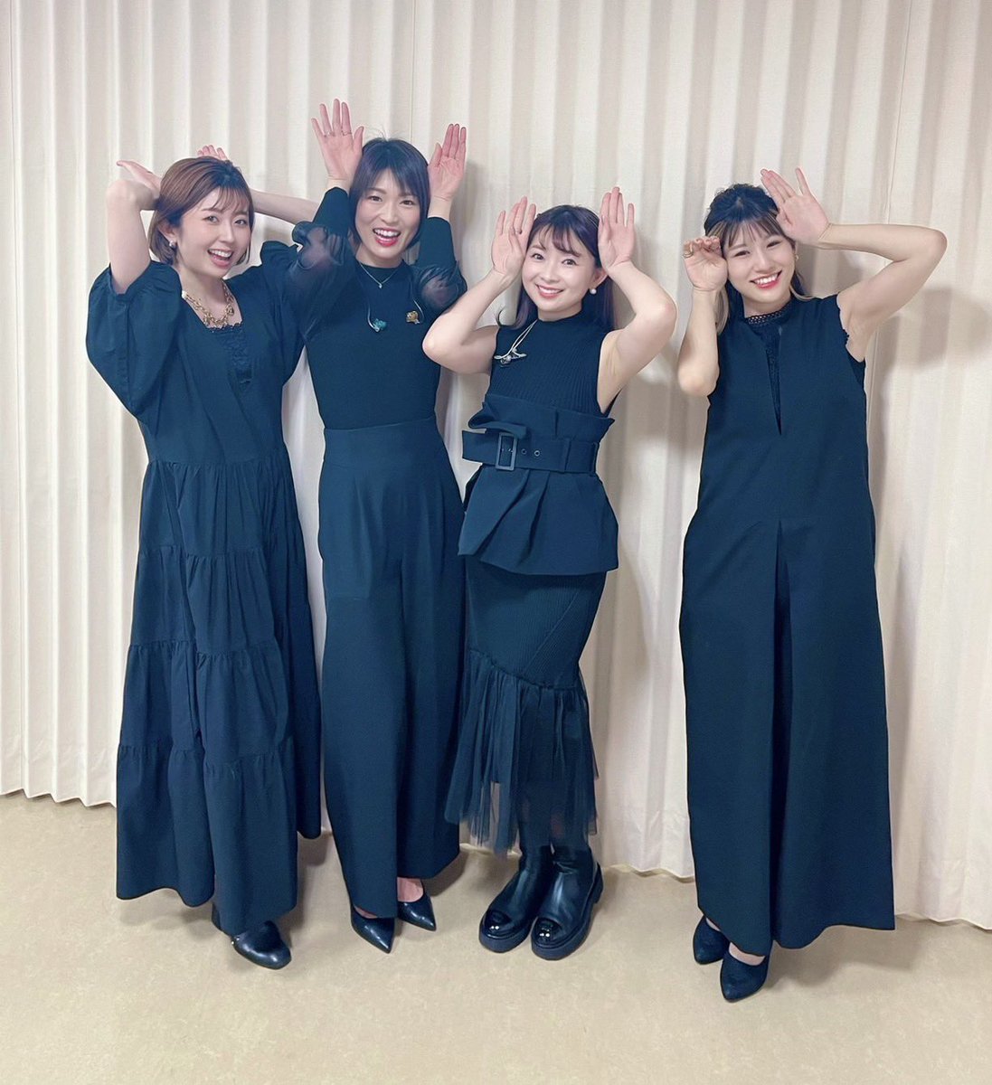 mai_violin7's tweet photo. 早見沙織さん #BeforeDawn カルテットで演奏しました！
2023年弾き初めでした🎻✨

癒されて圧倒されて、新年からとても幸せな時間でした！

ありがとうございました！

お正月は大好きなアニメを見て過ごします☺️

配信もぜひ♫
https://t.co/8R2o0ZYmrp https://t.co/idOKz32cjv