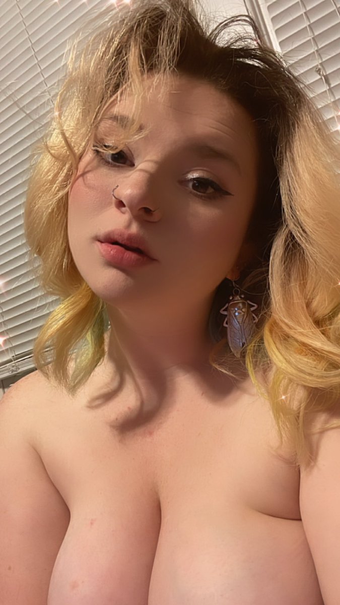 mladypersephone's tweet photo. text me, not ur ex;)

#nsfwtwt #nsfw #thot #nsfwredhead #cumslut #cleavage #busty #curvy #pawg #egirl #bigtittygothgirl #BTGG #slutwife #DomMommy #dommymommy https://t.co/ErodA7Npfa