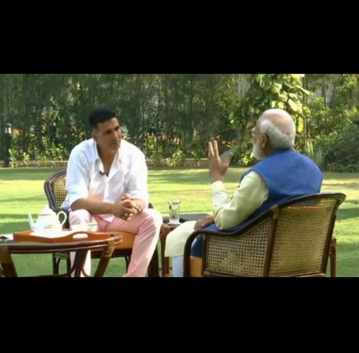 DoctorAshu07's tweet photo. According to Haters and Congress :
This is Ok. This is Not Ok
#KamalWithRahul #AkshayWithModi https://t.co/msMWsAvem4