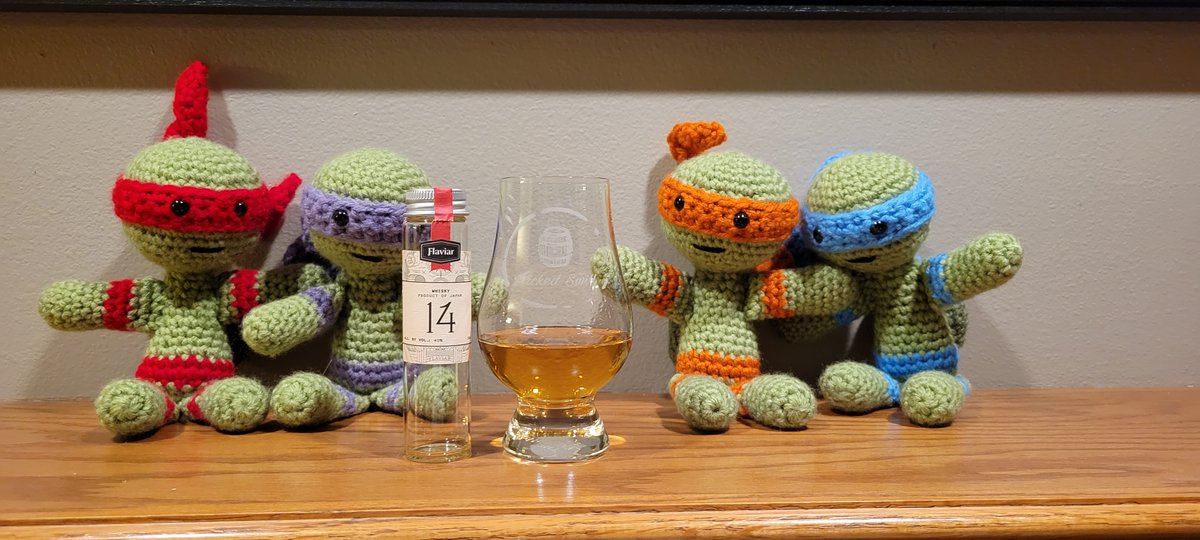 WickedSwill's tweet photo. Blind tasting #14.
@flaviar_com   #adventcalendar2022

#whisky #whiskey #whiskylover #WhiskySanta @AkashiKamitaka   

https://t.co/rfKLrRowVW https://t.co/A4PX5CmxYX