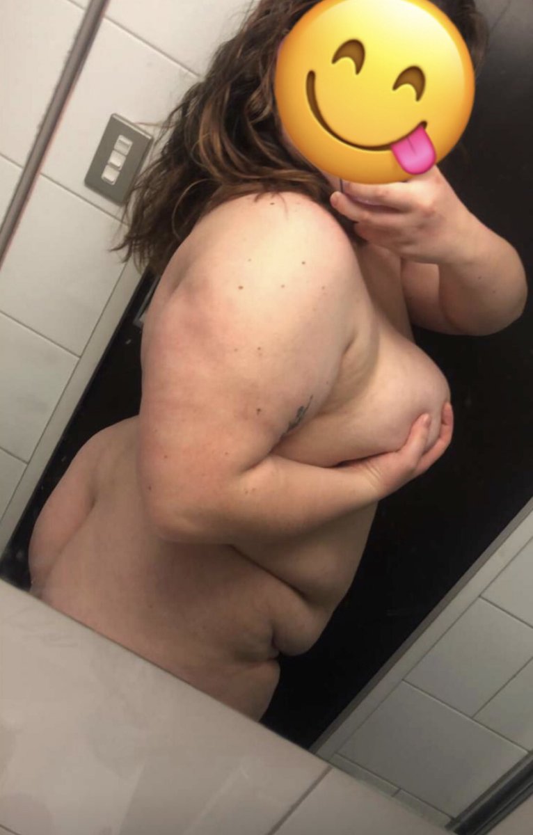 CuddlyCurve's tweet photo. Any #bbw lovers on here? I’m new here, likes and retweets appreciated 🥹 

#bbwteen #chubby #PAWG #nzbbw #bbwnz #chubbyteen https://t.co/ATudkTfrO5