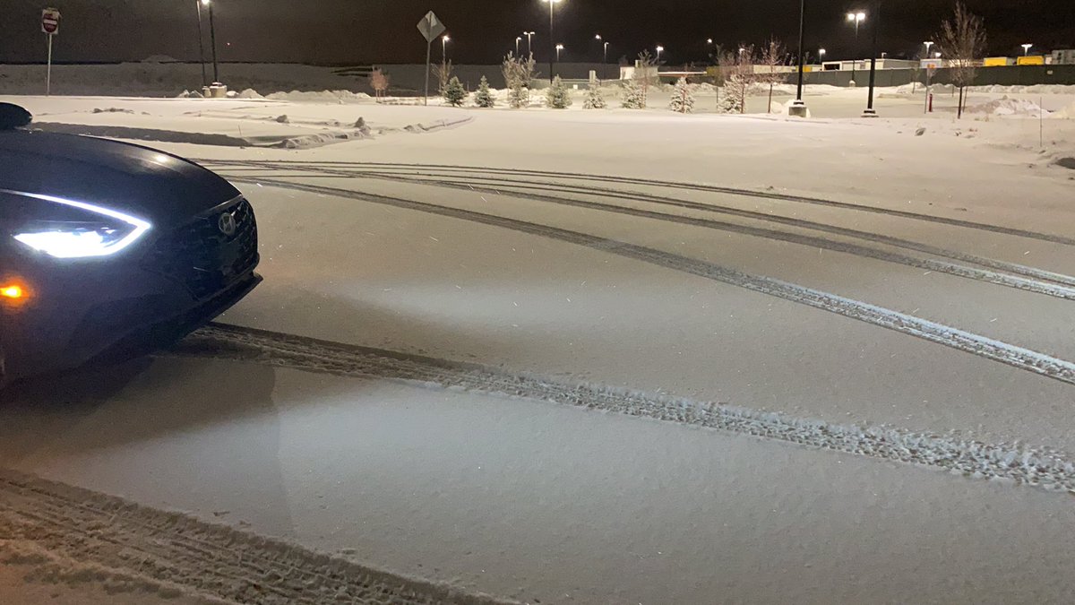 DomainsVvs's tweet photo. Made some snow diamonds 💎s outside the @amazon facility. (I’ve met many of their employees) This part of the snow was untouched so took a break and had some #fun. #Amazon #UpgradeToXVG #VergeFam $XVG #XVG https://t.co/mR0Qs8WKuj