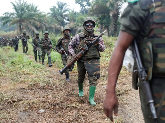 AidaNamaganda's tweet photo. 4. The group that entered Uganda, in the Ntoroko area from Congo and killed one cyclist they met on the 11th December, 2022, 26 have been killed, 15 have been arrested and 22 weapons (SMGs and 2 light  machine  guns) have been captured; etc. https://t.co/UxuF1IBdGJ
