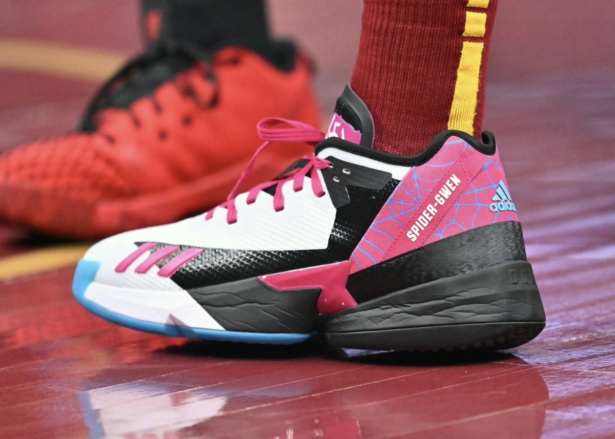 adidas spidergwen shoes