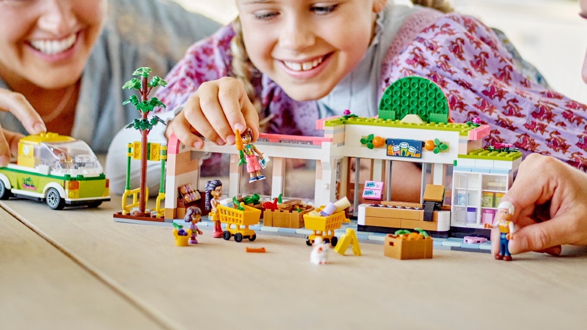 More than 100 brand new LEGO sets are now available to buy – but with so much to sift through, there’s a good chance you’ve probably overlooked at least one of these five fun sets.

brickfanatics.com/five-lego-sets…

#LEGO #LEGO2023 #LEGOFriends #LEGOCity