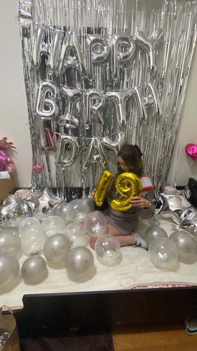 1年はやすぎぃぃ