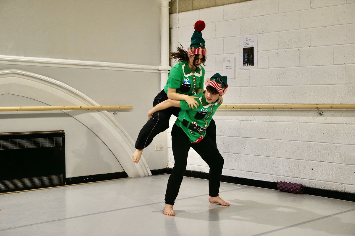 PETE HUGGINS MBE RSA tweet media