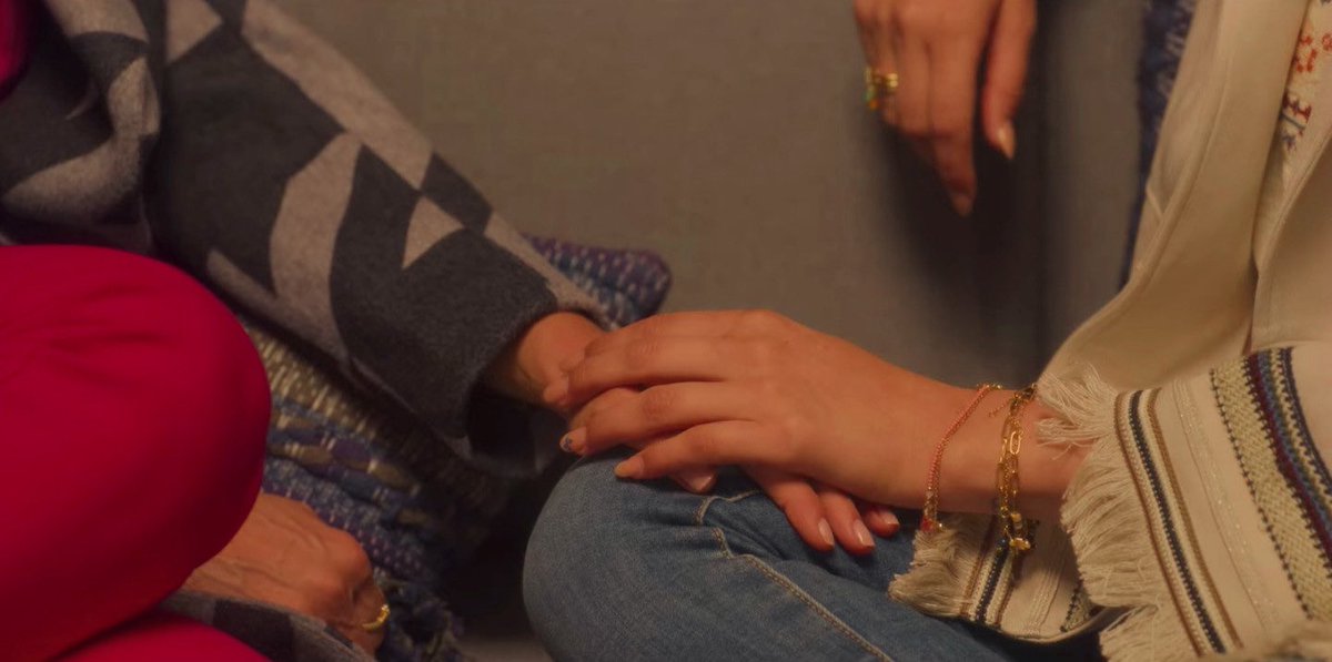 Bestofmsh2's tweet photo. S3 + hands 💕 https://t.co/QS3w5sFdMH