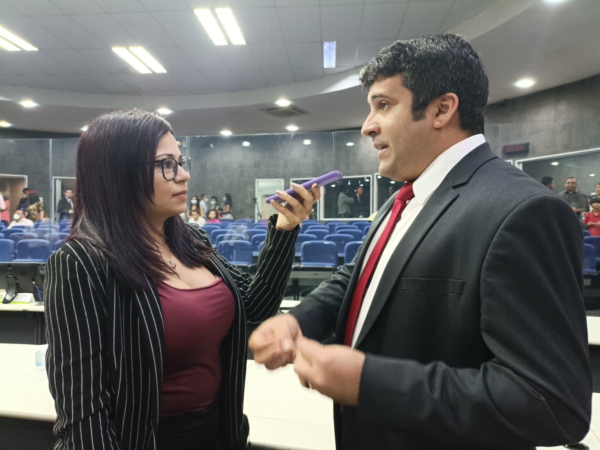 r2comunicacao's tweet photo. 2023 começando com tudo! 🚀🚀🚀 Time R2 presente na sessão solene que marca o início da nova gestão na Câmara Municipal de Teresina. https://t.co/CApr3lWsh3