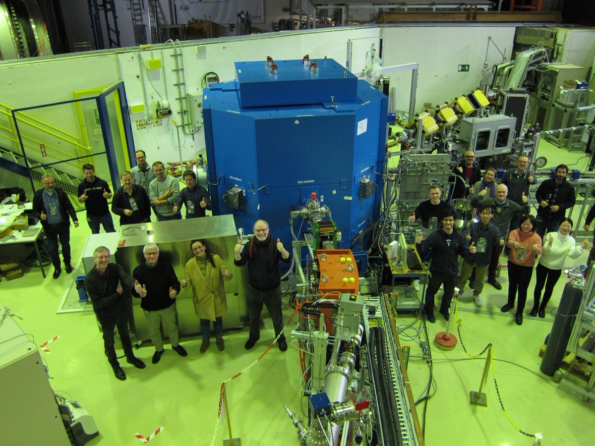 LENSinitiative's tweet image. In a major breakthrough for #NextGen compact #NeutronSources, collaborators from @fz_juelich &amp;amp; LLB @CEAParisSaclay have delivered first neutrons via a powerful new target/moderator technology for #HiCANS.

Congratulations to all involved!👏

Read more👉 bit.ly/3Gjlu5k