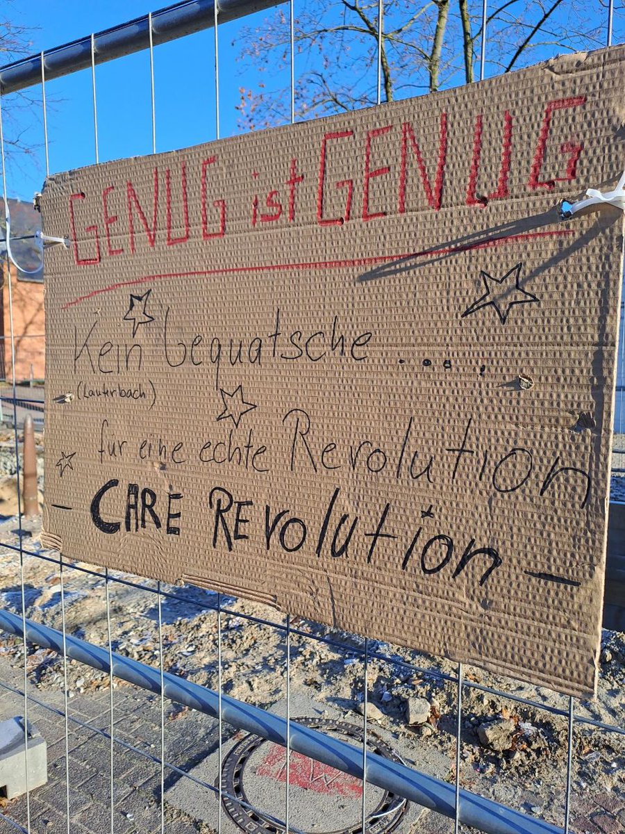gigbielefeld's tweet photo. Vor ein paar Tagen gab es noch eine kleine Aktion zwischendurch. Care-Revolution Bielefeld hat die Genug ist Genug Forderungen durch Papp-Schilder im Stadtbild verteilt. https://t.co/XP6wvIXXeG