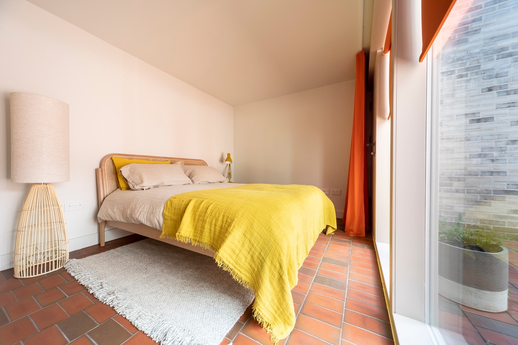 Some bright and sunny interior inspo from our award winning development at Crosland Place, Clapham.⁠
⁠
#interiorinspo #interiors #clapham ⁠
#interiordesigninspiration #marstonproperties #homestolet