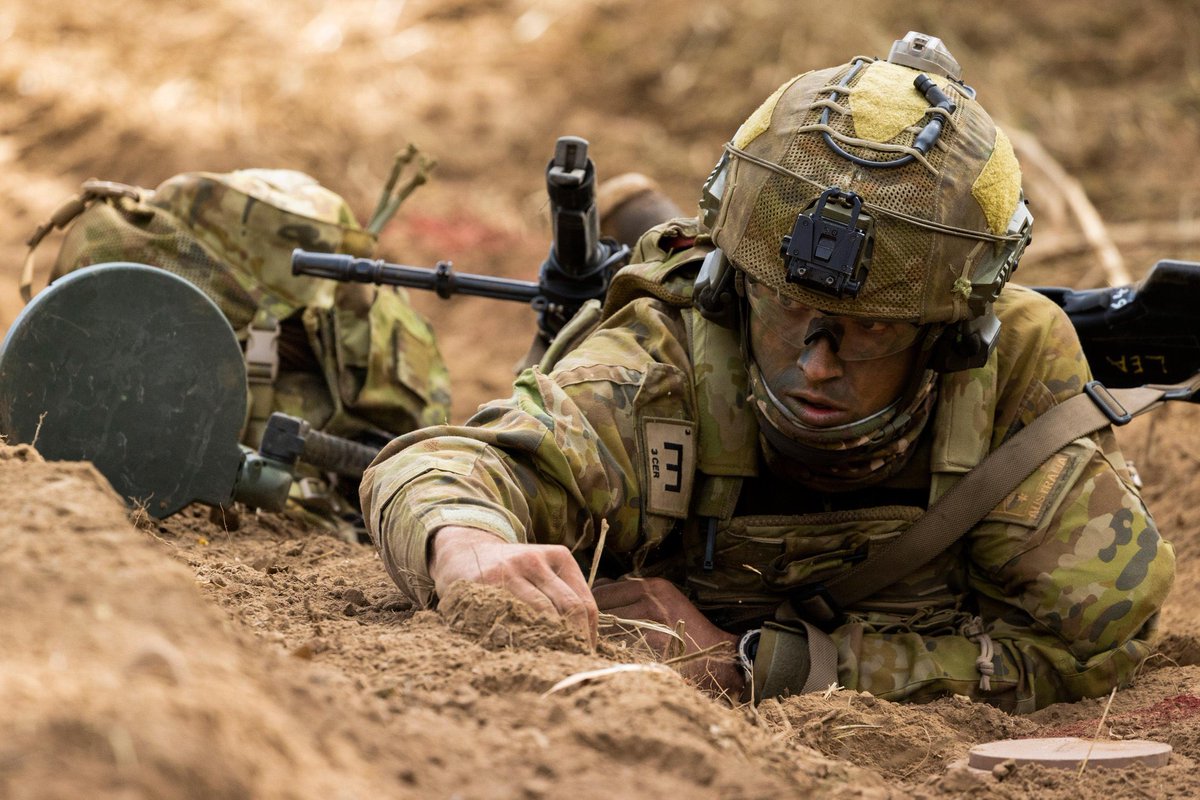 FOLLOW THE #SAPPER!💥Congrats to Bombardier Guy Sadler from 4 REGT, RAA who won first prize with this image at the @AustralianArmy @FORCOMDAusArmy Photographic Competition. #SapperFamily #CombatEngineer #RoyalAustralianEngineers