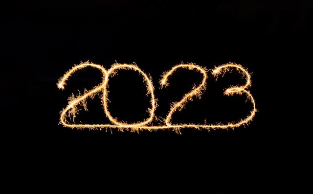 WhoLindsey's tweet photo. It's the most wonderful time of the year! At #WhoWhyHow, we love what we do. Hitting the ground running in 2023, we're launching a new product, working on a research project and defining and refining brand values - that's just today's list. #HappyNewYear #LetsDoThis #BringItOn https://t.co/rmw1Di6b1W