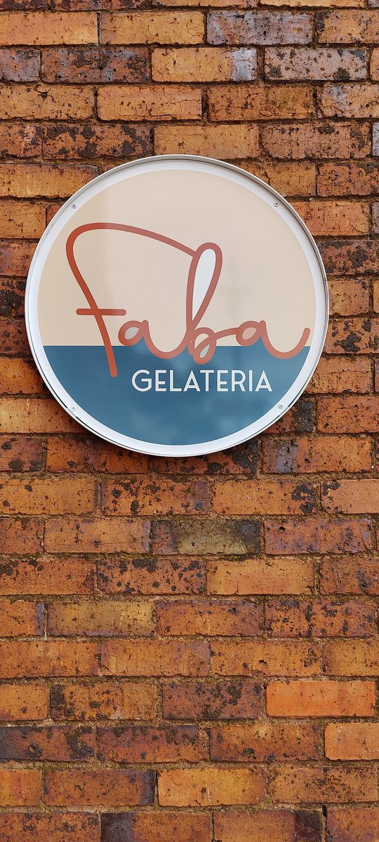 NextDoor2Harper's tweet photo. Amazing gelato at Faba Gelateria in Campbelltown, loving #Tasmania's #Foodie scene https://t.co/XfdMZrFyqR