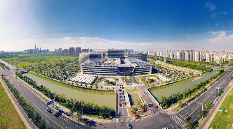 DiscoverWujiang's tweet photo. A statistical analysis recently released by #Wujiang district, #Suzhou shows a double growth in residents’ per capita disposable income in the past ten years. The district’s urban rural income disparity also shrunk visibly. #LifeInWujiang #DynamicDecade https://t.co/FViOGAEYRl