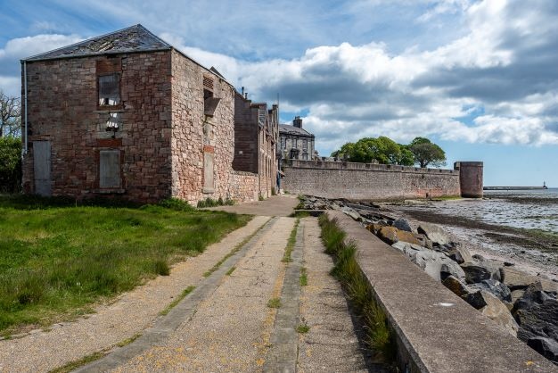 SAVEtoReuse's tweet photo. NOW OPEN: SAVE Britain's Heritage internships 2023. 

If you are looking to get a start in the heritage sector &amp; are interested in working to protect the historic built environment, in a part-time paid role, read more: https://t.co/ubgvZ2J0Zu

📸Gareth Dean
#heritage #internships https://t.co/FPXfexj6br