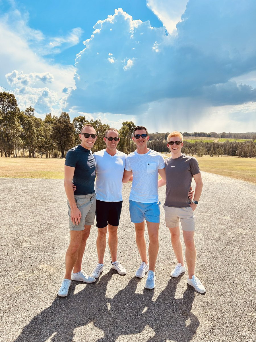 Lads on (#HunterValley Wine) Tour 🍷
#WineCountry 
Ft. CB9 😍
