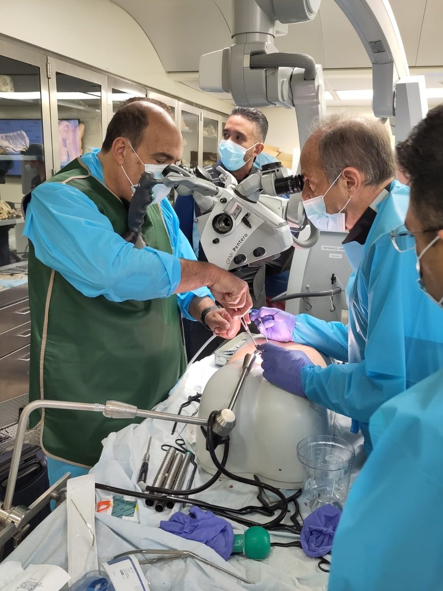 RealSpine's tweet image. NYC-MISS 2022, New York, USA.
The last edition of this spine course was a blast and we at #Realists are proud to have been part of it. Thanks to the organizers, Dr. Roger Härtl and Dr. Luiz Pimienta, the participants and the team at #WeillCornellMedicalCollege.
#practicesurgery