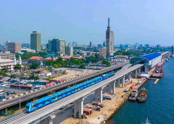 cubeoss's tweet photo. President Buhari set to commission first phase of the Blue Line Rail in Lagos State on January 24th.

Buhari will also inaugurate the Imota Rice Milling Factory, Kick off the construction of the Fourth Mainland Bridge &amp; flag off the second phase of the Blue Line Rail in Lagos. https://t.co/jGMZS6T6L5