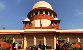 #SupremeCourt hears a plea regarding outside food being carried inside #CinemaHalls.
CJI Chandrachud: Cinemas are private properties.
Justice Narasimha: The basic premise is that cinema has a right to reserve admission. You have a right to sell your own.
#SupremeCourtofIndia