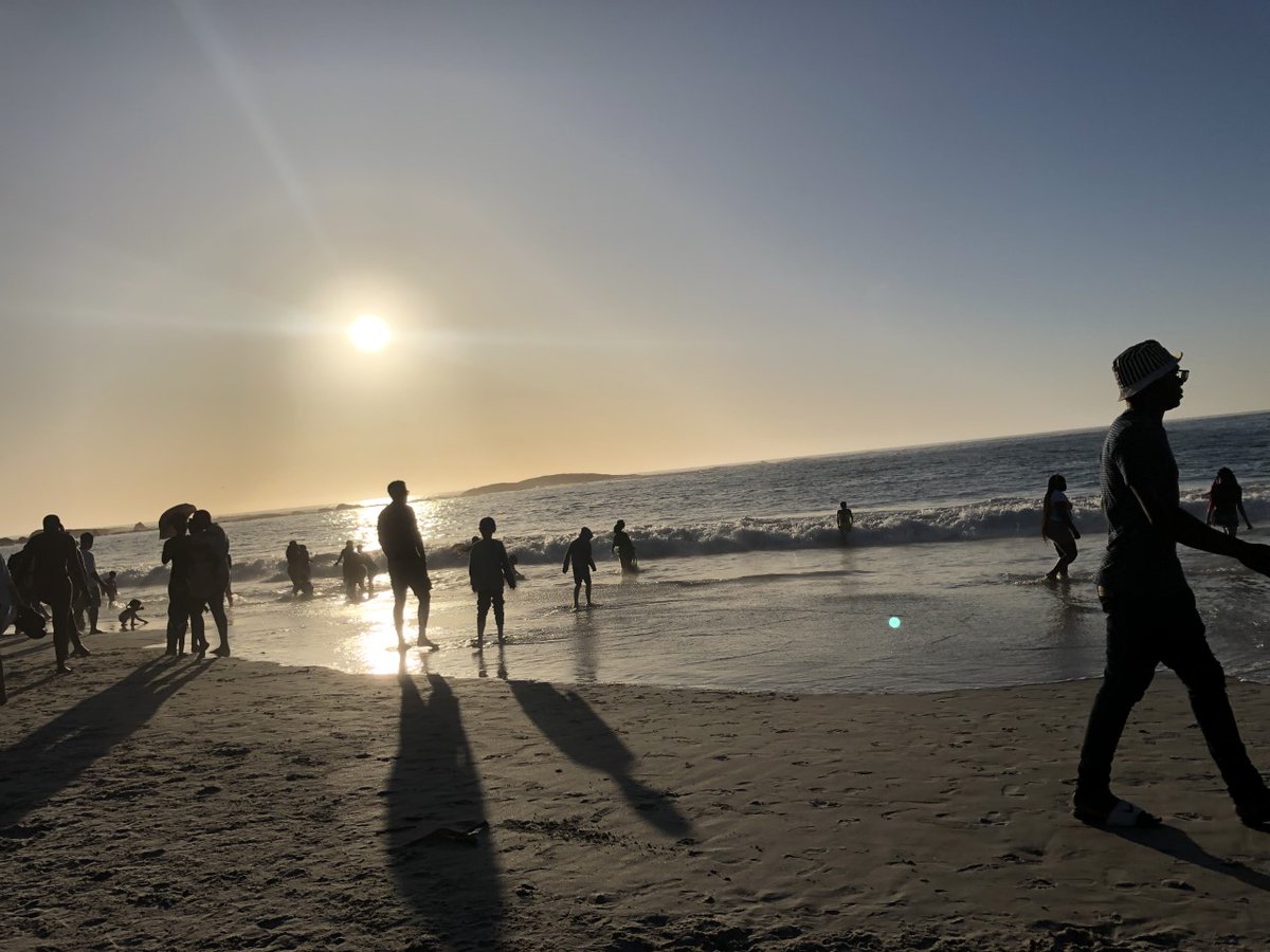 GoodHopeFM's tweet photo. Welcome to 2023 🤩
How was your weekend? #ItsSuchaVibe https://t.co/YTPrKokHeB