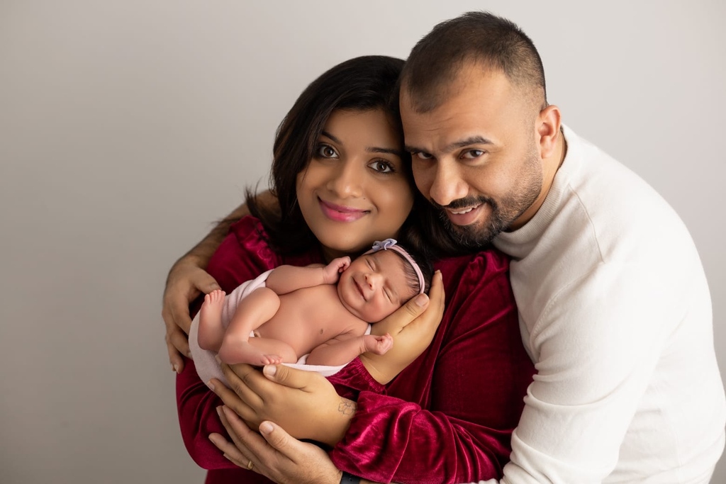 Andrine_Mendez's tweet photo. Sheril & I like you all to meet Lyla Catherine Mendez, named after two amazing women in our lives - our mothers.
She was bought into this world as an early Christmas gift on Dec 16.
#daughter #baby #fatheragain https://t.co/E8MpWWWh6L