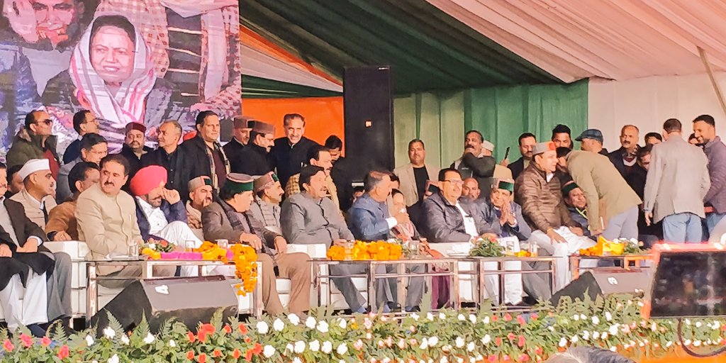 SukhuSukhvinder's tweet photo. कांगड़ा आभार रैली मे उमड़े अपार जन समर्थन  के लिए आप सब का  तह दिल से धन्यबाद । https://t.co/LcjDERz7Ko