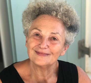 jeremycorbyn's tweet photo. Our wonderful friend and inspiration, Annabelle Sreberny, has sadly passed away. 

A proud Jewish socialist, she was a fearless campaigner for women's rights, Palestinian freedom and social justice.

I will miss her limitless wisdom, humour and warmth. https://t.co/02CO26LYf0