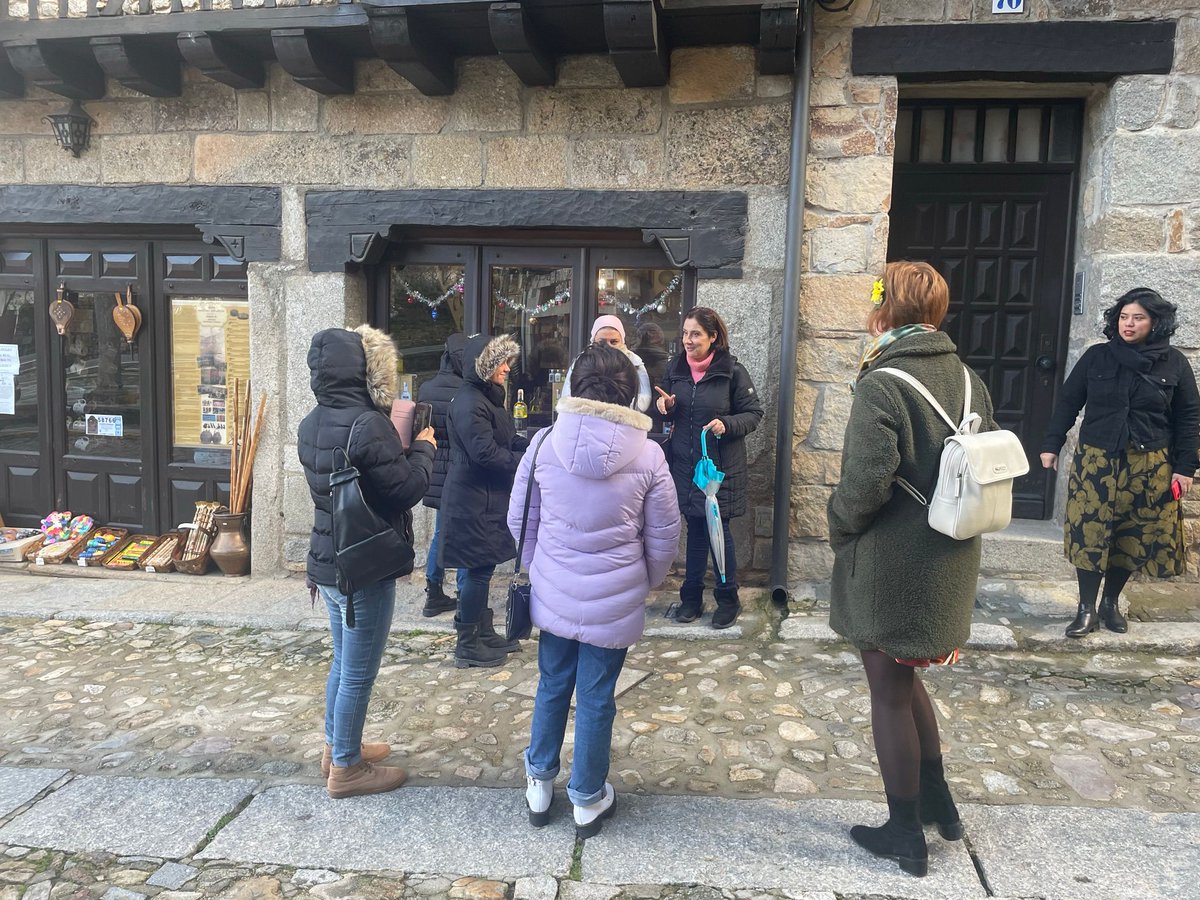 Spanish Courses tweet media