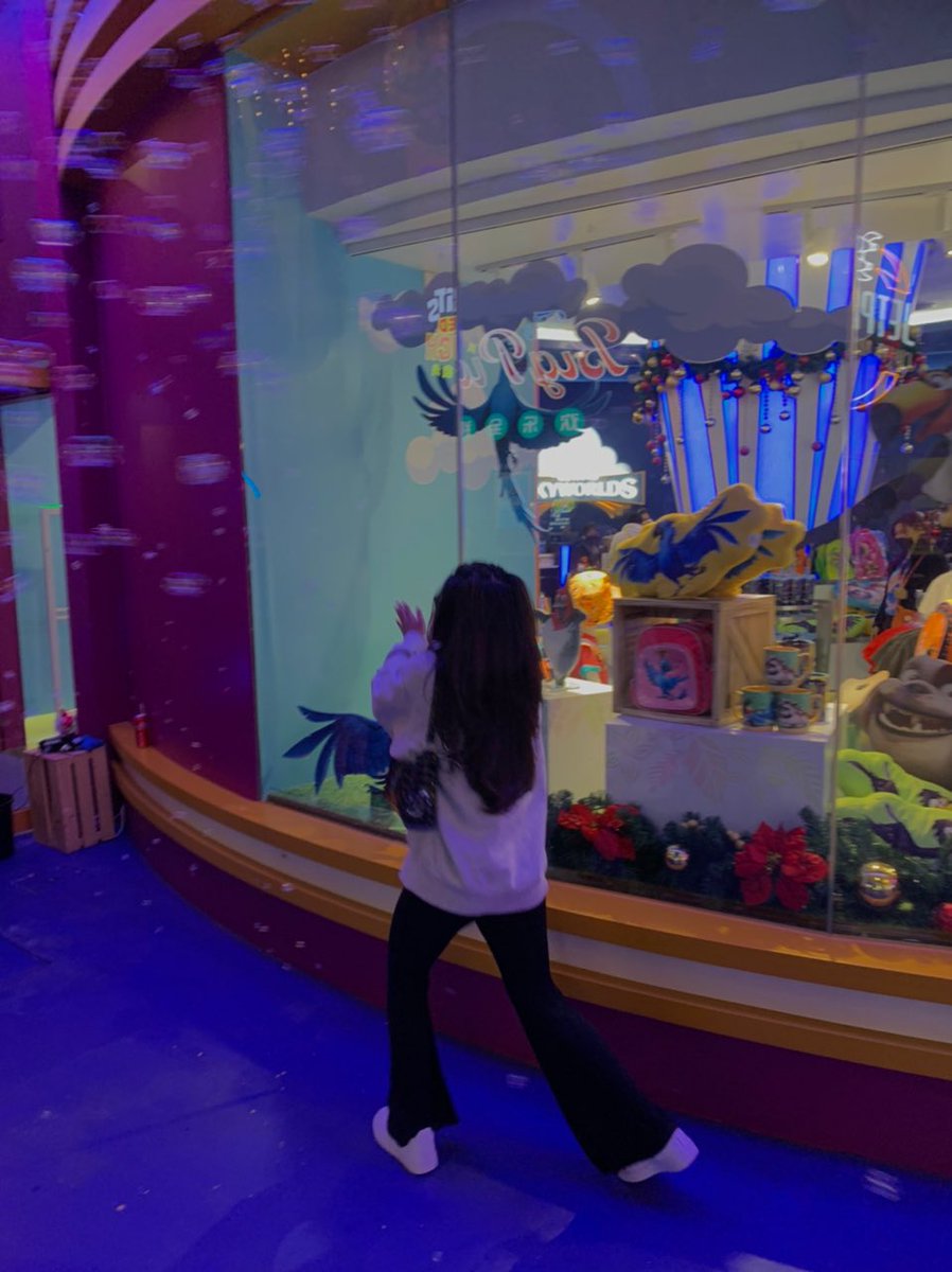 ilaa65's tweet photo. Stepping into 2023 like 🎊 https://t.co/XBVKivFagZ