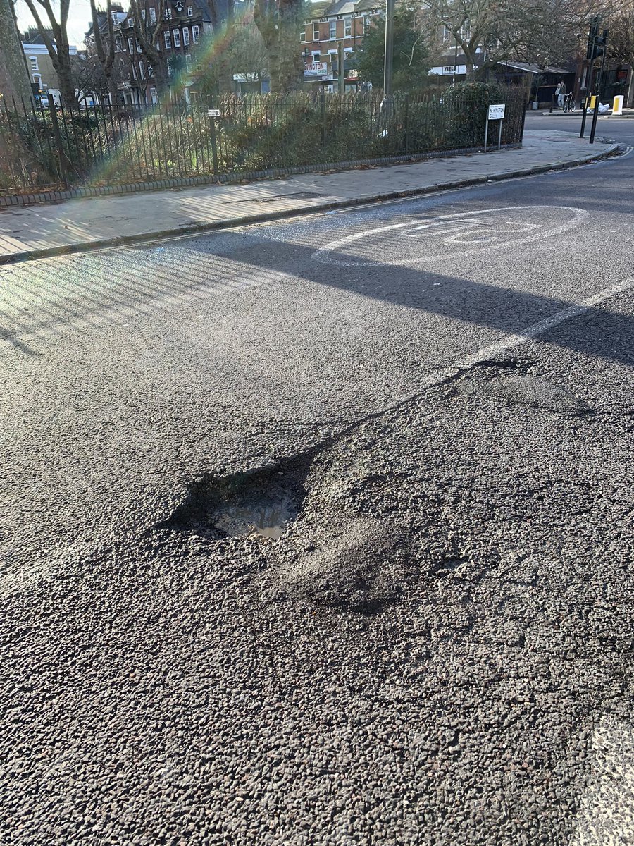 thinkingplaces's tweet photo. @hackneycouncil @IslingtonBC @mayorofhackney As Newington Green sits on border I’m tweeting at both of you. Need to sort out these potholes ASAP. My 5 year old fell off his bike riding over the NG hole yesterday &amp; could have been seriously injured. When will this will be fixed? https://t.co/aGB71EwYsx
