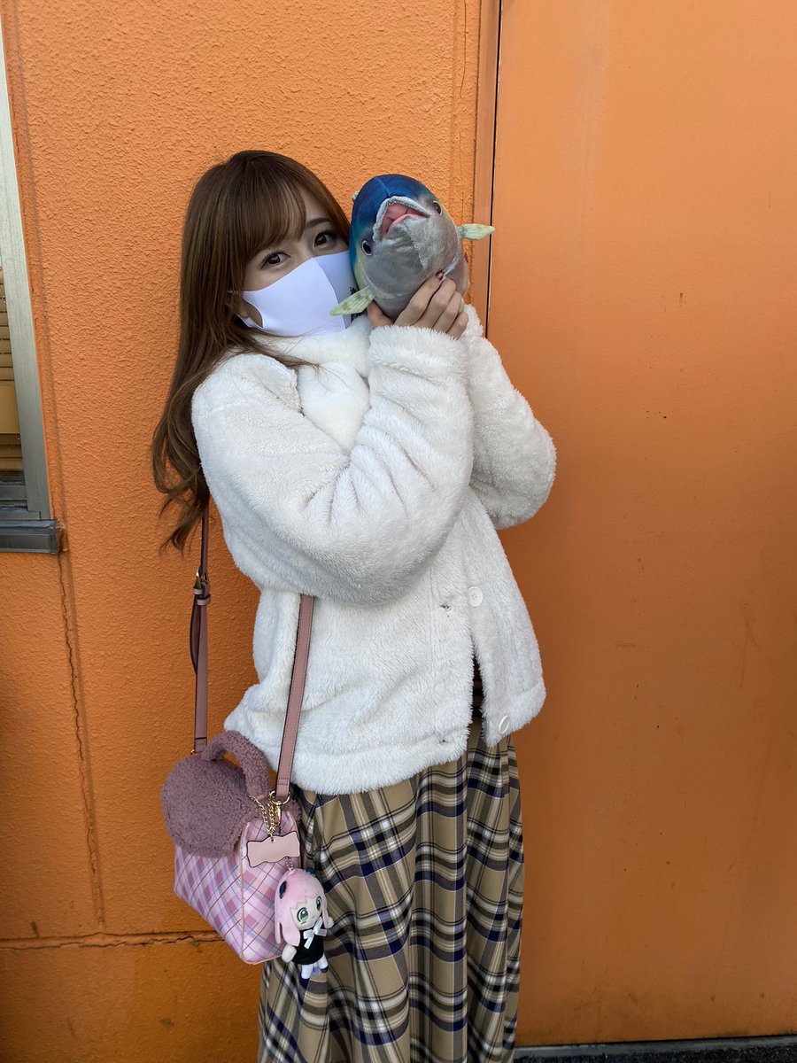 Buritikikasu's tweet photo. 朝一発目に#キング観光サウザンド津店にmanaチキと、お昼にホームラン菰野店に右京さんとすみれさんに会ってきました😆✨
右京さんはEuroさんぶりの2回目ですみれさんは初めましてでした✨今日はありがとうございました✨🙇♂️✨
#gets_mana #ukyou_1227 #mutimutiGAL https://t.co/GLEaOu21CP