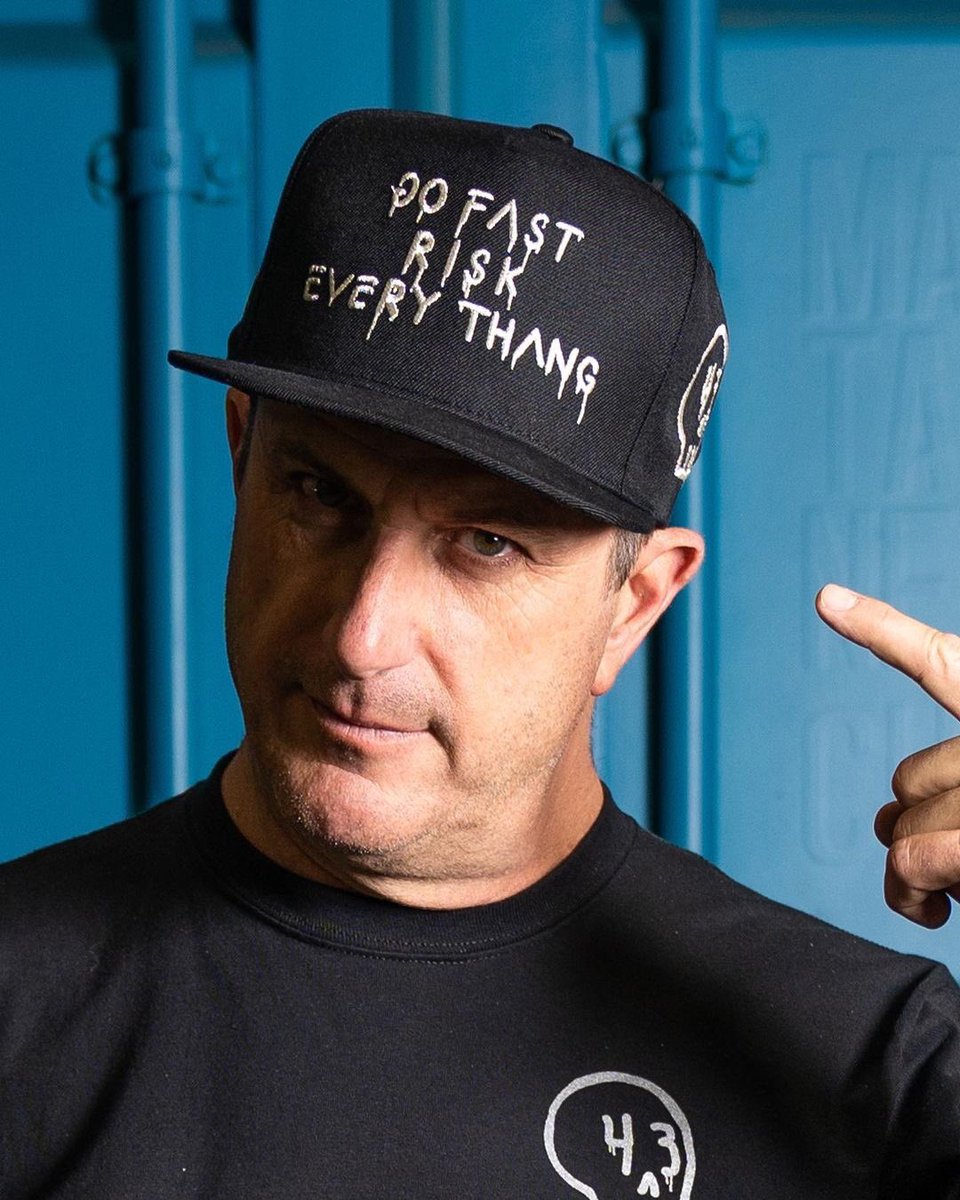 themakinatv's tweet image. Bugün birçoğunuzun tanıdığı bir insan vefat etti. Bu, küresel otomotiv topluluğu için özellikle @kblock43 ailesi için büyük bir kayıp..
#kenblock #kblock43 #kenblockdrift #ripkenblock #hoonigans #hoonicorn #gymkhana