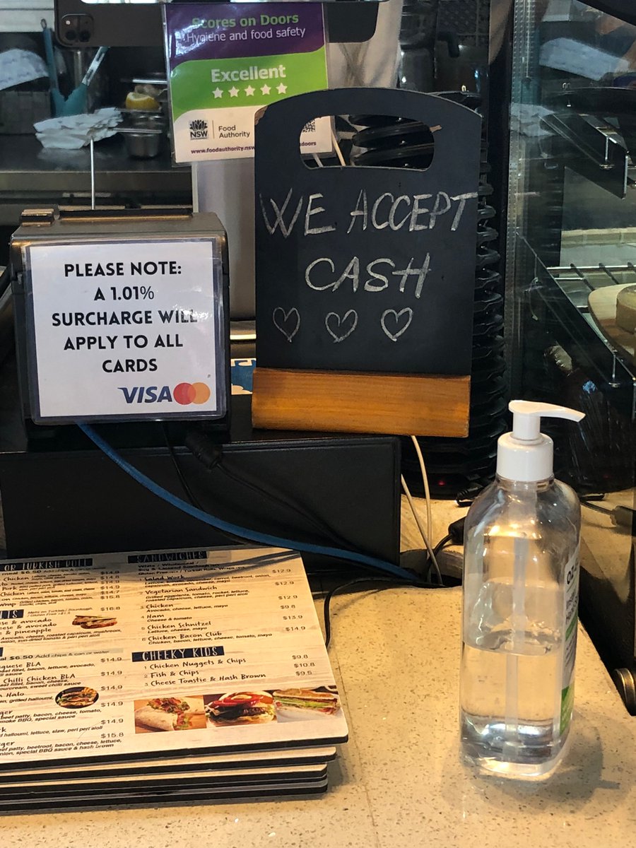 CeroUnoCrypto's tweet photo. Hoy en un café de Sydney me he encontrado con un cartel que decía: "se acepta dinero en efectivo".

Si los comercios nos tienen que recordar esto a día de hoy las CBDCs son inevitables.

⚠️Usa el dinero en efectivo cojones. https://t.co/WeatBWDyNN