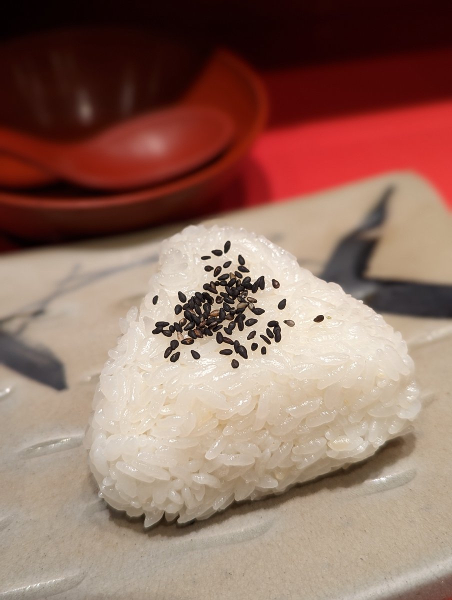 むすびのむさしで肉うどん&amp;🍙😋