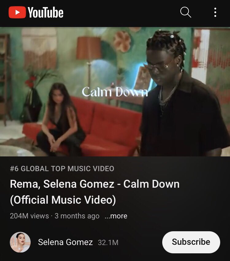 NOTJUSTOK's tweet photo. 2022 Nigerian Music Videos With The Most Views On YouTube 🇳🇬

@heisrema - Calm Down
@heisrema x @selenagomez - Calm Down remix
@burnaboy - Last Last 
@KizzDaniel x @alhajitekno - Buga https://t.co/QvKzWoftYl