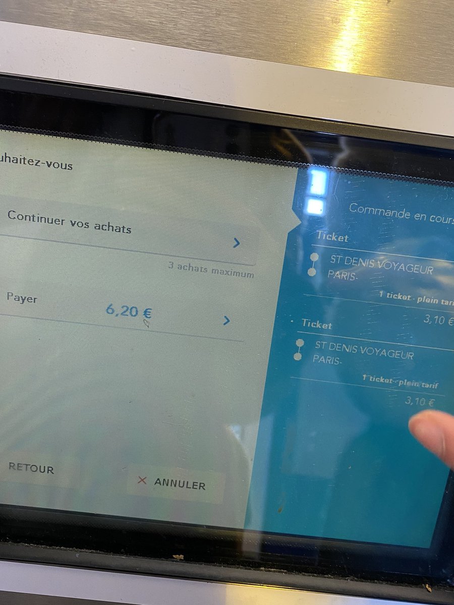 paris__seoul's tweet photo. Mais c’est quoi ce vol ??? 3€10 un ticket j’arrive pas à y croire. Déjà 2€80 c’était de trop. #SNCF #rerd Vivement que je rentre à #Seoul https://t.co/50MkZ9ttO0