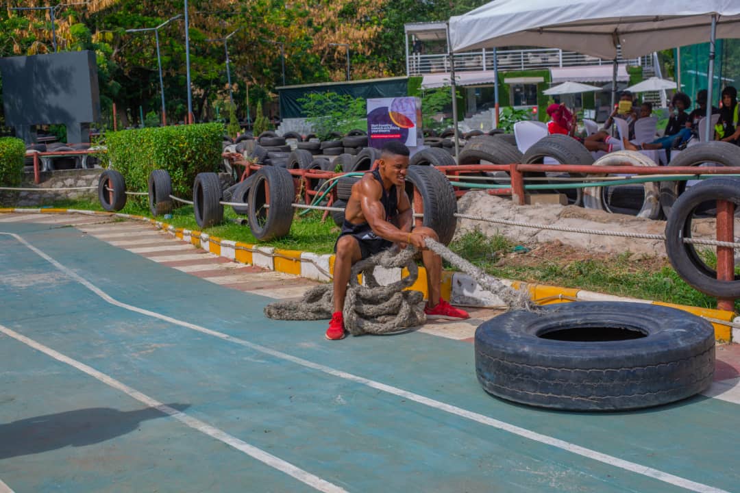 Fitlifenigeria's tweet photo. It's the first week in 2023 and we want you to take your grind a step higher.

Don't relent on your endeavours 'cos you've got what it takes to win big.

Cheers!💪

#NBAbujafitlife 
#bodylinefitness
#norrenberger 
#abuja 
#Newweek https://t.co/in2rfGcMPT