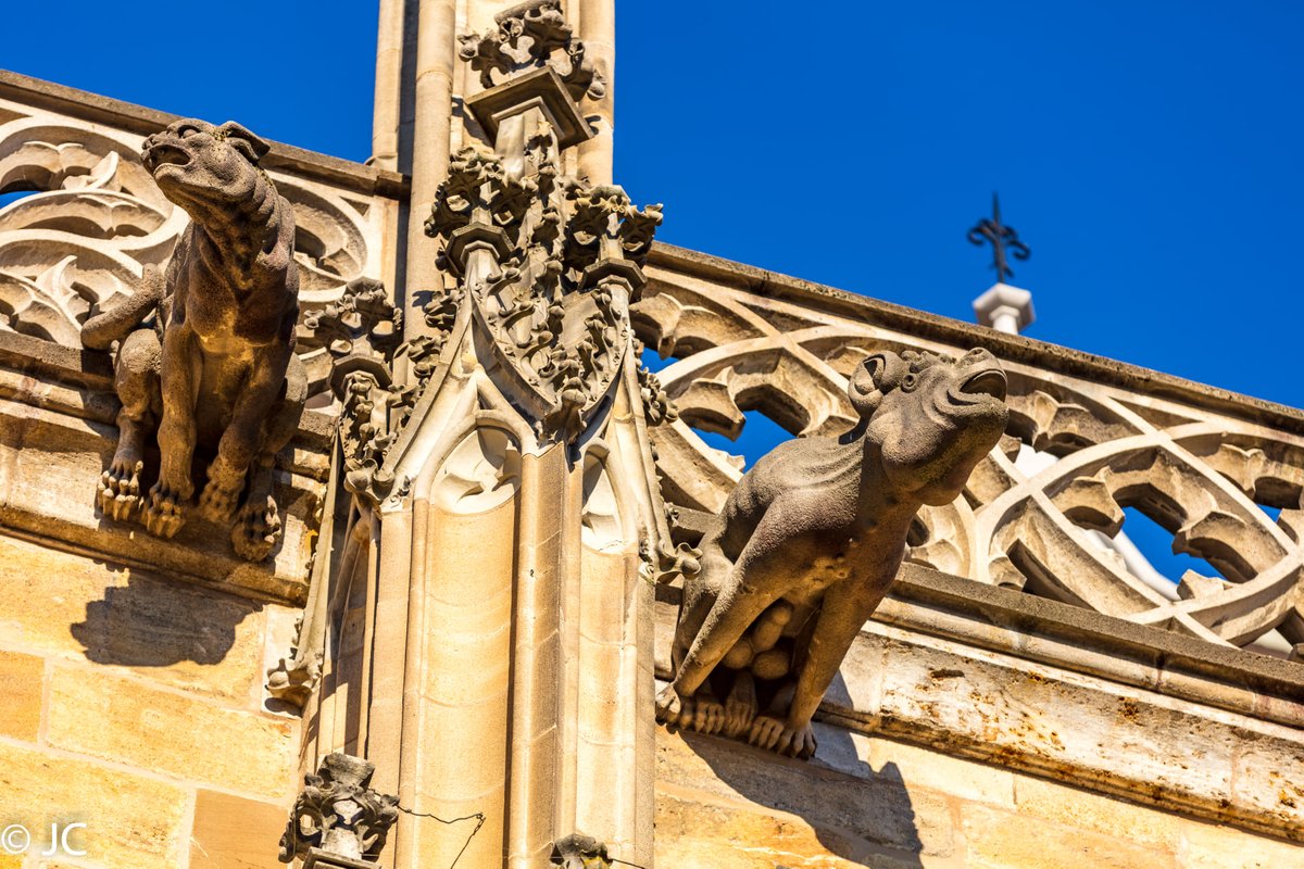 TomHalestone's tweet photo. Church of our Lady – (Frauenkirche)
named after Mary is a “Grand Old Lady” that many visitors might miss during their visit to Esslingen.  This church which is almost 500 years old, is one of the great gothic churches in southern Germany.  
https://t.co/IAu975olfI https://t.co/Y7wWjkKO1S
