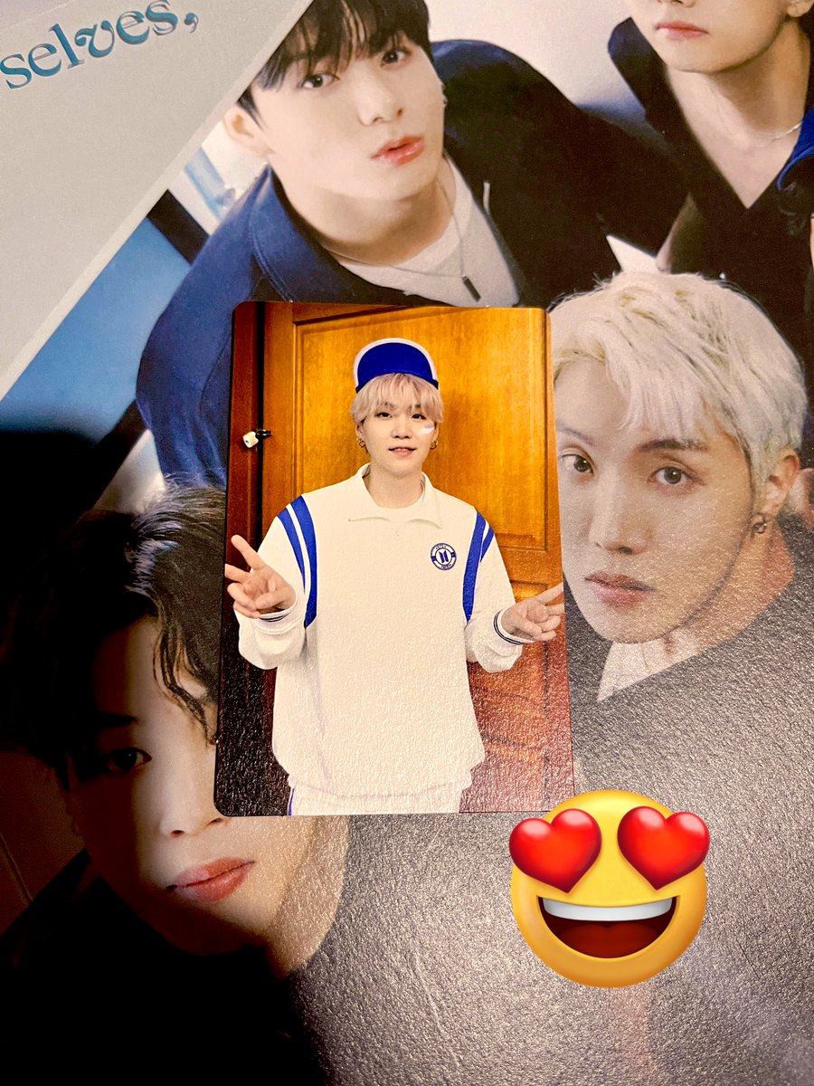 retropopchick's tweet photo. My ultimate budol chingus @CAAMPBangtan 
palagi akong masaya sa mga pulls ko sa inyo!! Bonakid Yoongi uwing-uwi talaga💜
May kasunod pa hahahaha 🤣🎉💜😍
Kamsamhamnida po!!🙇🏻‍♀️

 #CAAMPFeedbacks
#CAAMPProof
#CAAMPReact https://t.co/0t02rcxdwB